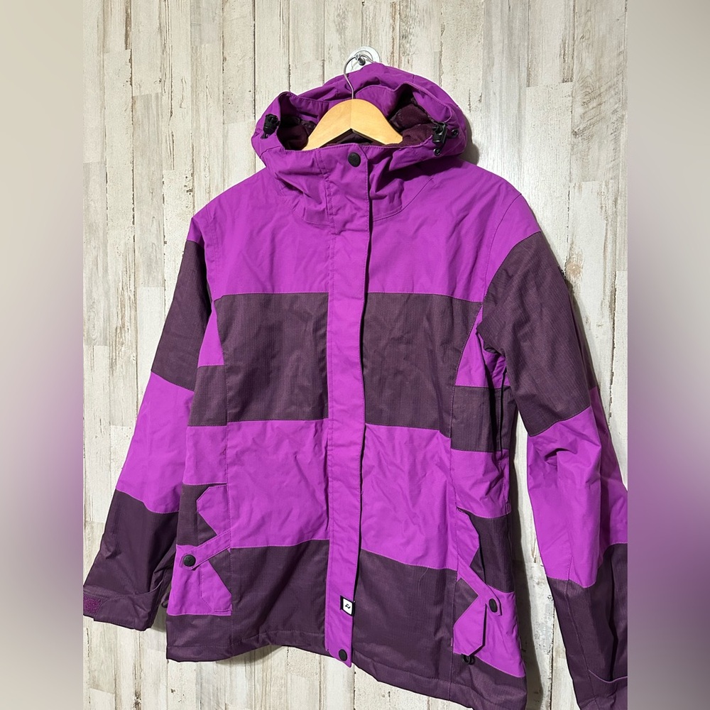 Ride Snowboard Jacket - Picture 2 of 8
